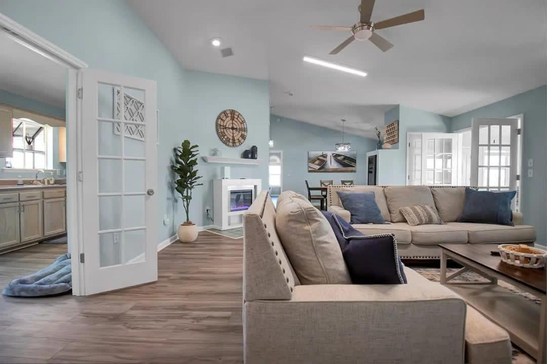 Surf City Serene Waterfront Vacation Home Exterior foto