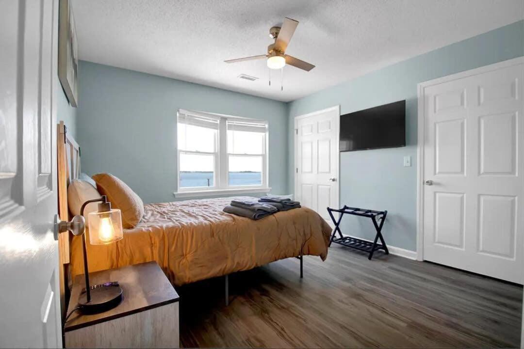 Surf City Serene Waterfront Vacation Home Exterior foto