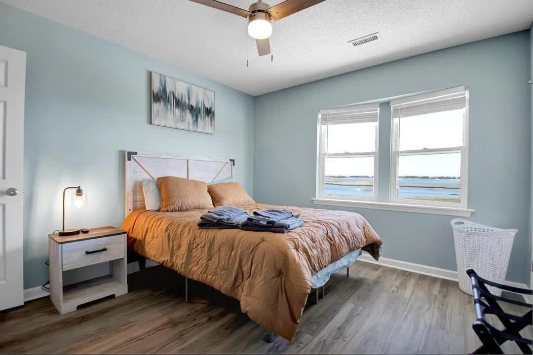 Surf City Serene Waterfront Vacation Home Exterior foto